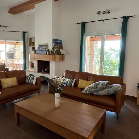Vila Charming 2-14 Persons